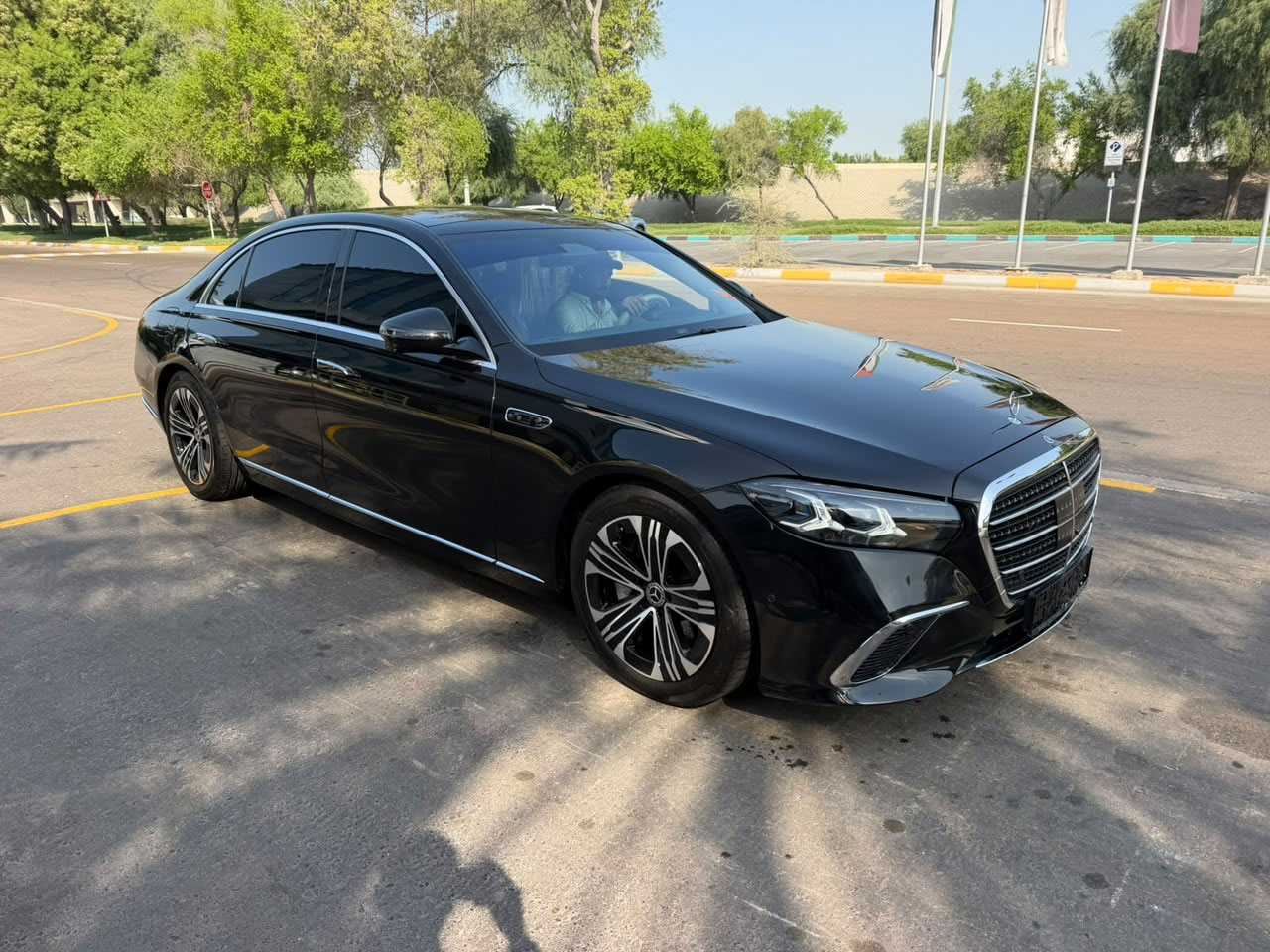 2027 Mercedes-Benz S-Class VIP chauffeur service exterior